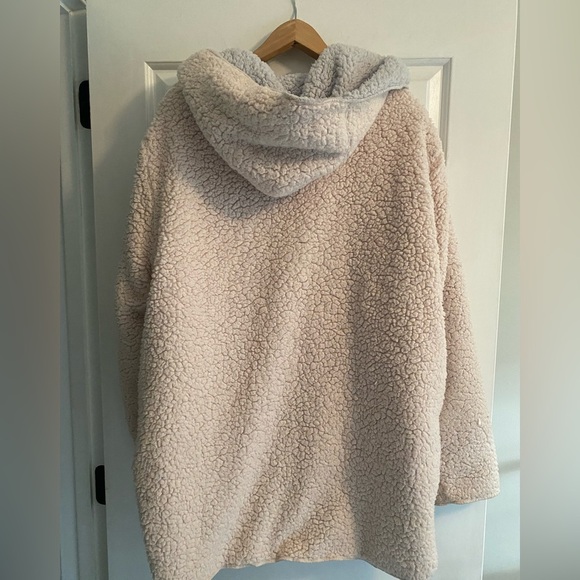 Urban Outfitters Sherpa Hooded Swing Coat Size M/L - Picture 5 of 7